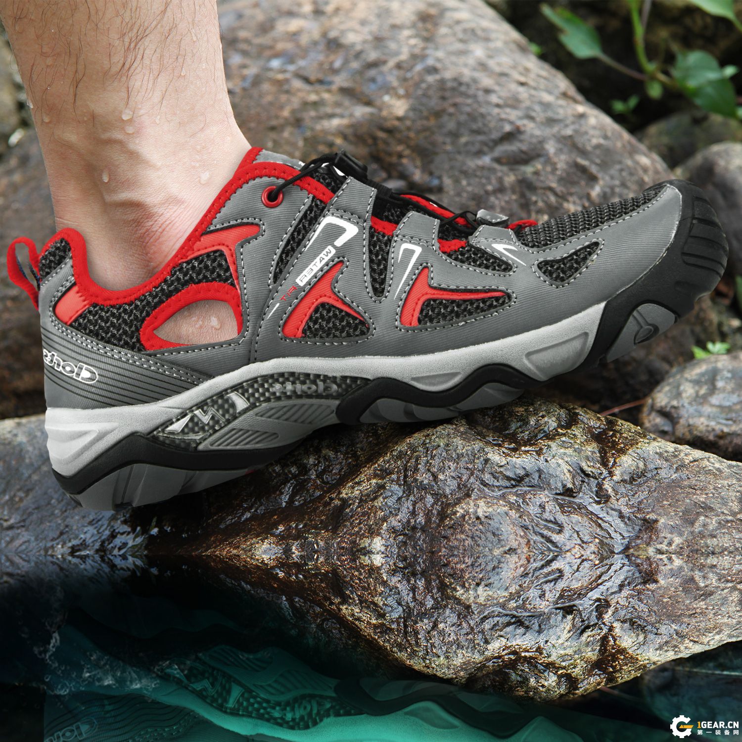 CLORTS：一双可以承包整个夏天的溯溪鞋