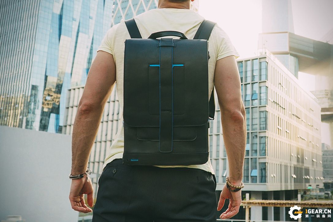Moovy高科技背包 最新模块化户外装备